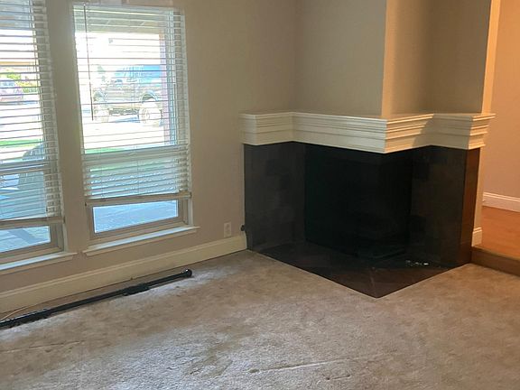 3rd image of 329 Bridge Pl