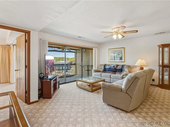 2500 Bay Point Dr APT 332, Osage Beach, MO 65065