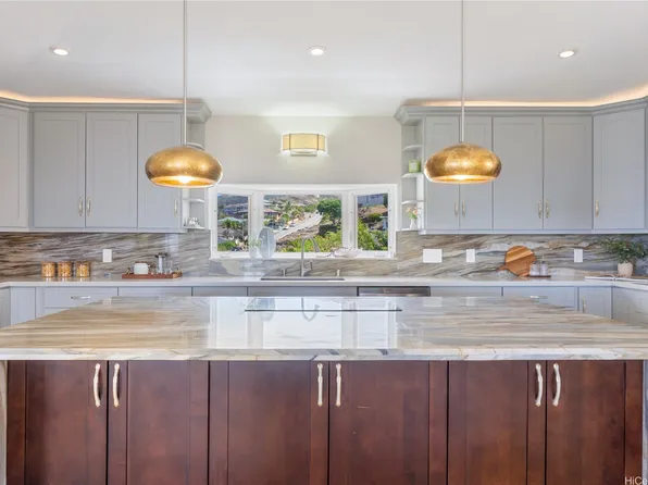 1062 Hoa St, Honolulu, HI 96825