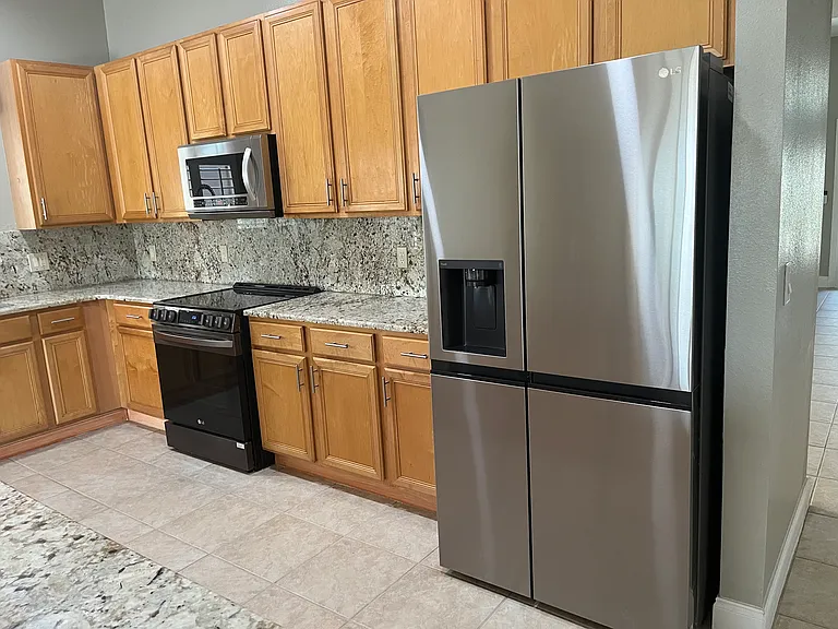6623 Lake Pembroke Pl — Photo 8