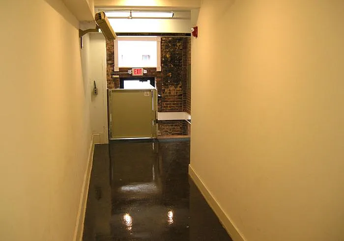 117 W Broad St — Photo 3