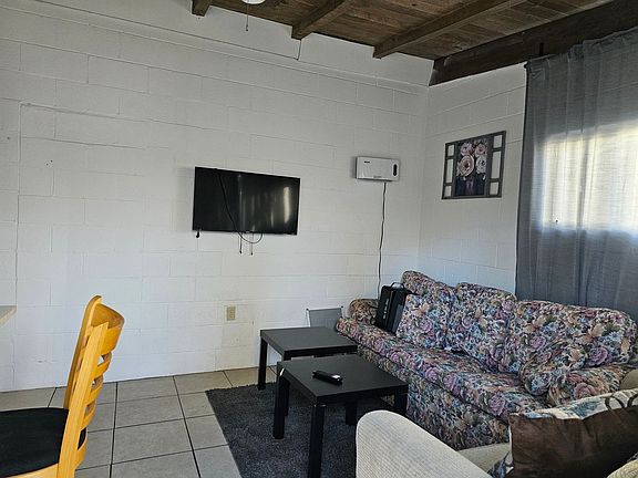 3rd image of 13955 Lakeshore Dr #6