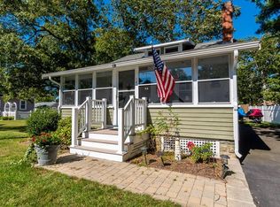 18 Blueberry Rd, Wareham, MA 02571