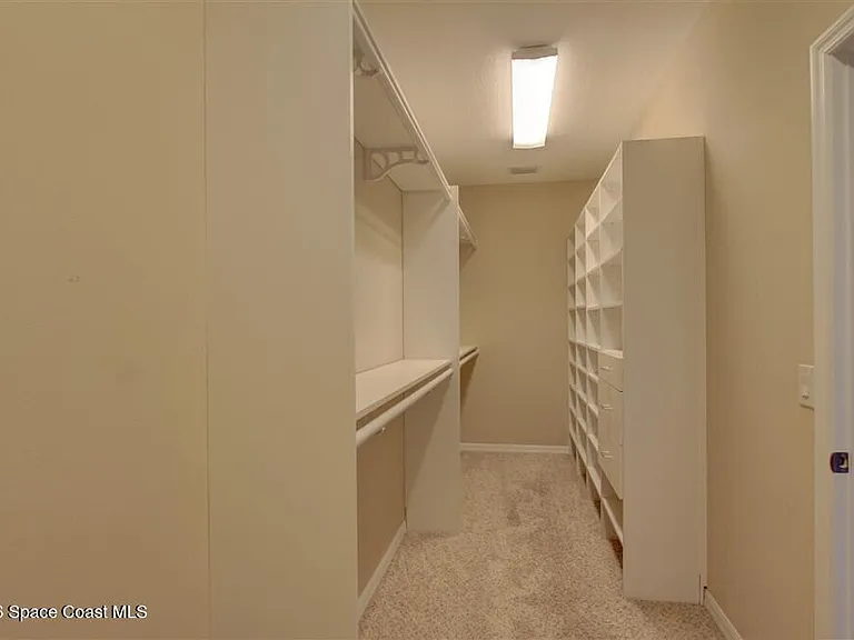 8810 Napolo Dr — Photo 29