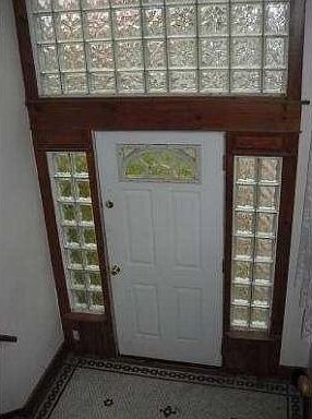 2nd image of 823 Walden Ave