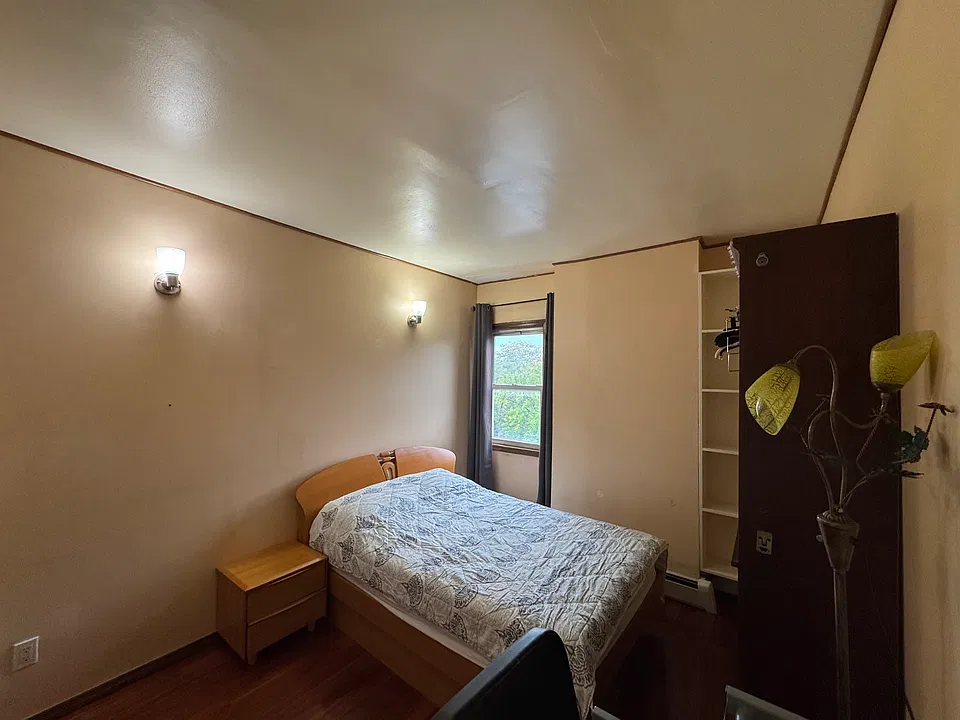 6635 Bergen Pl