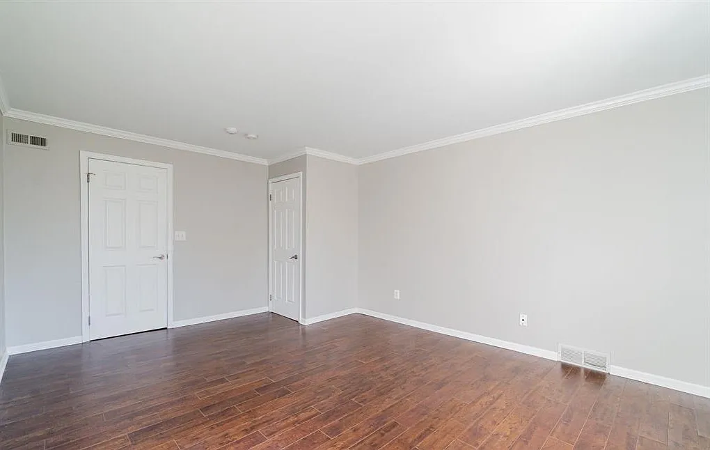 2 bed, 995 sqft, $1,395 — Photo 4