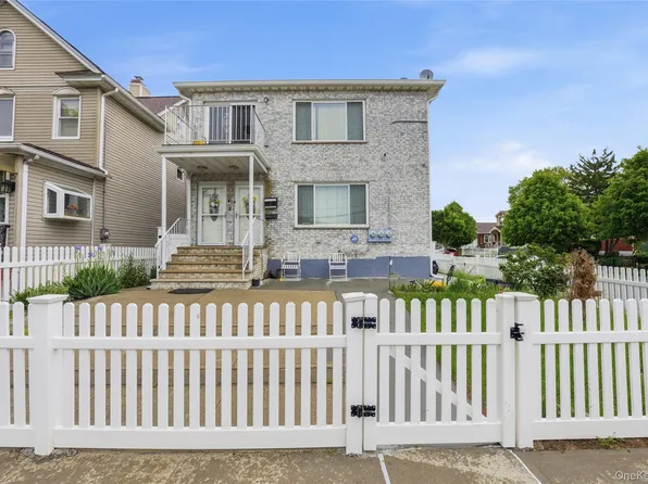220-19 146th Avenue, Springfield Gardens, NY 11413