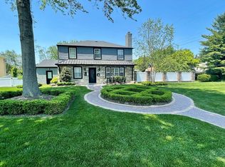 607 Maple Ln, Flourtown, PA 19031