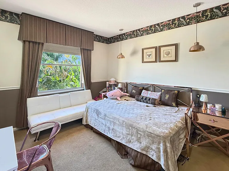 10891 Northgreen Dr — Photo 15
