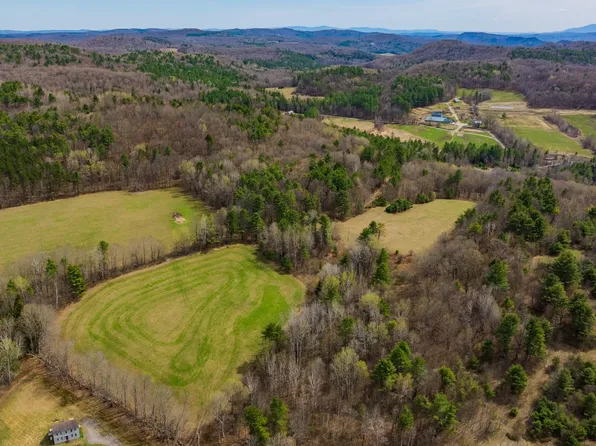 90 Kibling Hill Road, Tunbridge, VT 05077