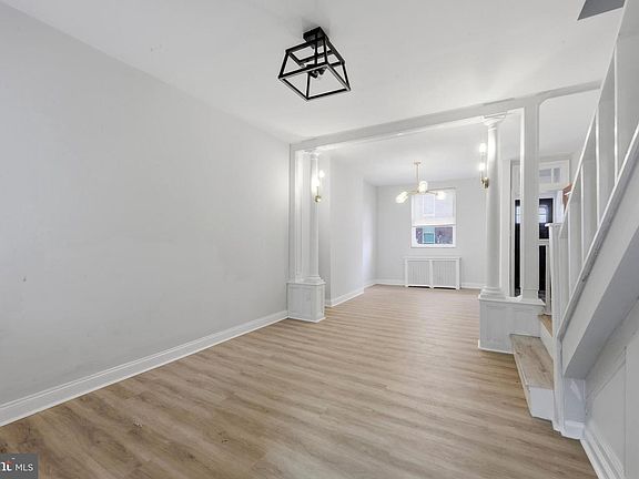 3rd image of 2420 Federal St