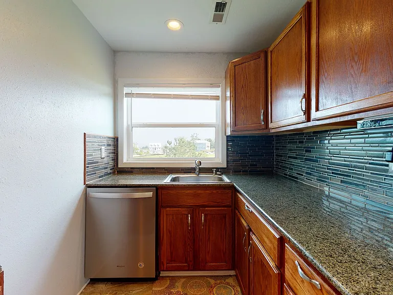108 Hawkins Creek Ln — Photo 21