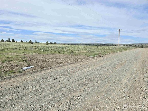 3rd image of 149 Middle Rd