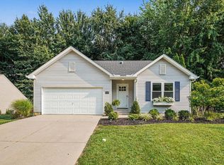 1519 Thornberry Rd, Amelia, OH 45102