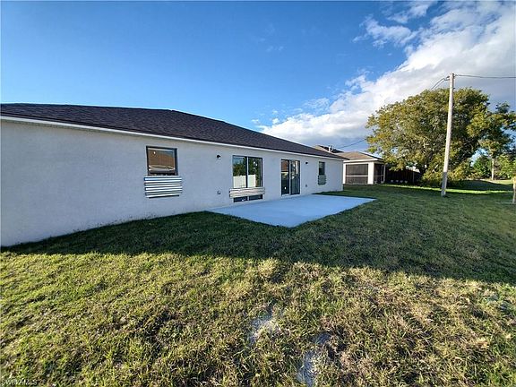 5th image of 901/903 Andalusia Blvd