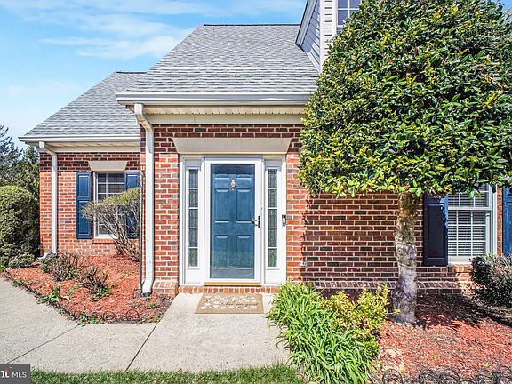 5th image of 6901 Carmel Ln