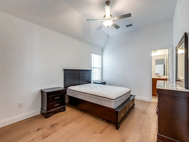 1701 Rain Lily St — Photo 25