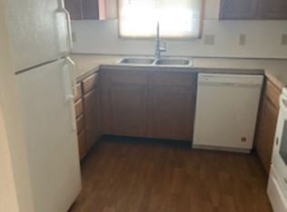 11427 Corby Plz #20, Omaha, NE 68164