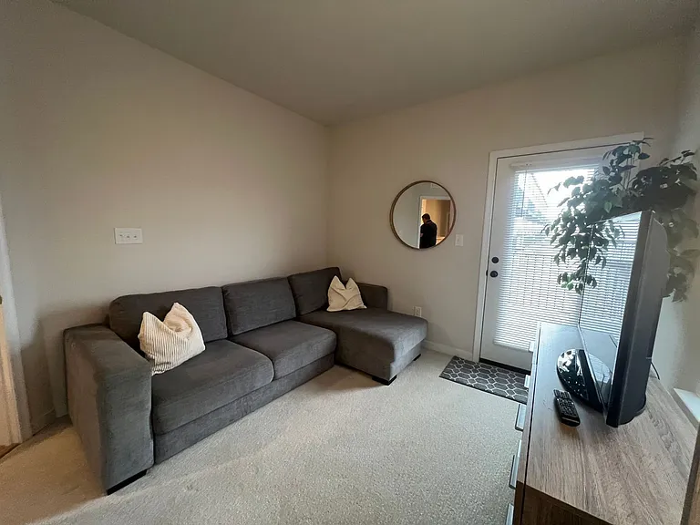 1900 Roseneath Rd #10B — Photo 19