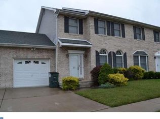 20 Marble House Dr, Bear, DE 19701