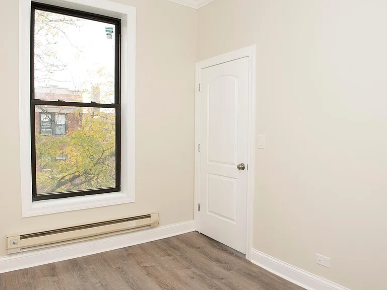 2909 N Mildred Ave #3 — Photo 12