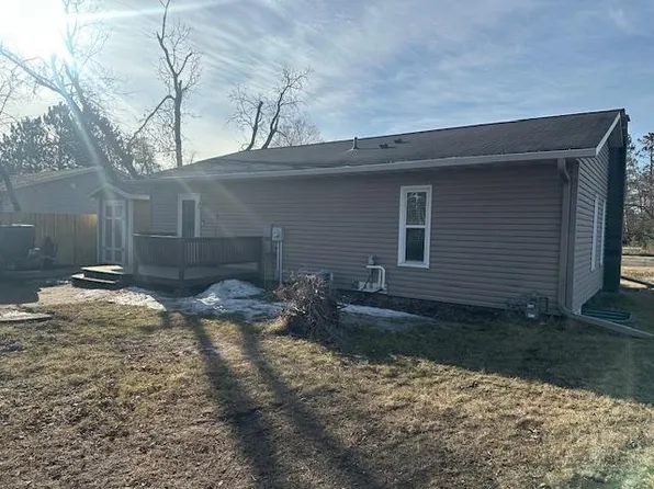 947 20th St NW, Bemidji, MN 56601