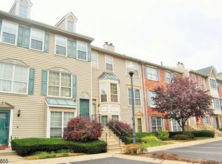 11 Boston Ct, Newark, NJ