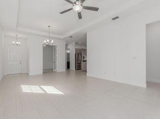 204 SE Via Tirso, Port Saint Lucie, FL 34952