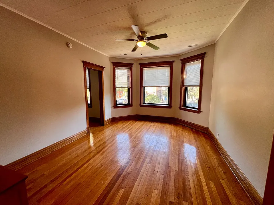 3855 W Wrightwood Ave #2