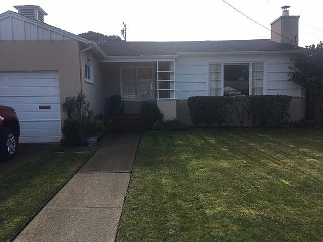 1st image of 208 Village Ln