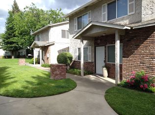 Legacy Townhome - Reserve TODAY for Summer Move in, Chico, CA 95926