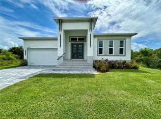 8147 Tracy Cir, Port Charlotte, FL 33981