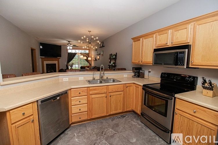 1st image of 772 Bridlewood Dr Unit 5101A