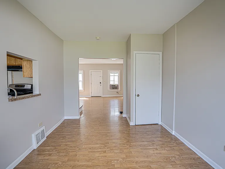 371 Cedar St — Photo 9