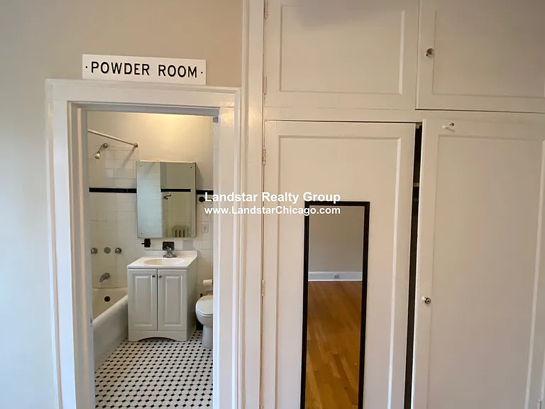 1107 Lake St #3S — Photo 7