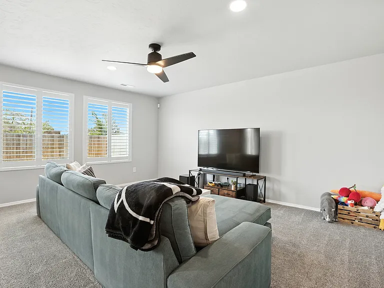 1855 SW Besra Dr — Photo 4