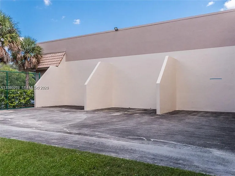 436 Lakeview Dr #203 — Photo 27