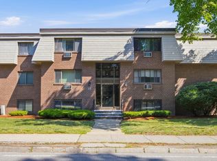 Hallmark Gardens Condominium, Burlington, MA 01803