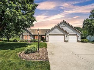 N75W24230 Overland Rd, Sussex, WI 53089