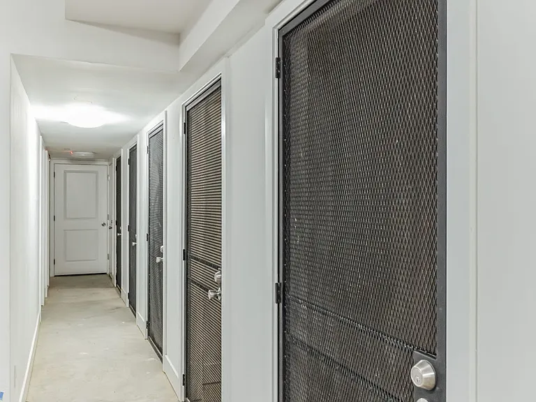 1200 W Loudon St #103 — Photo 11