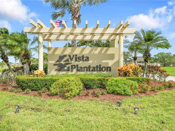 27 Plantation Dr APT 102, Vero Beach, FL 32966