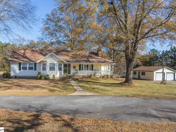 210 Halls Bridge Rd, Inman, SC 29349