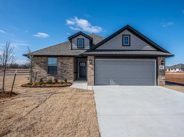 1921 Sage Valley Ter, Yukon, OK 73099