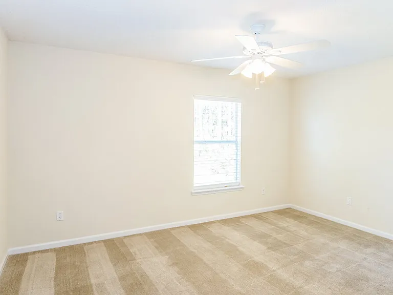 4143 Sherman Hills Pkwy W — Photo 13