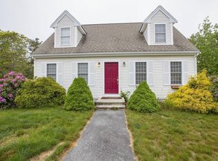 222 Raymond Rd, Plymouth, MA 02360