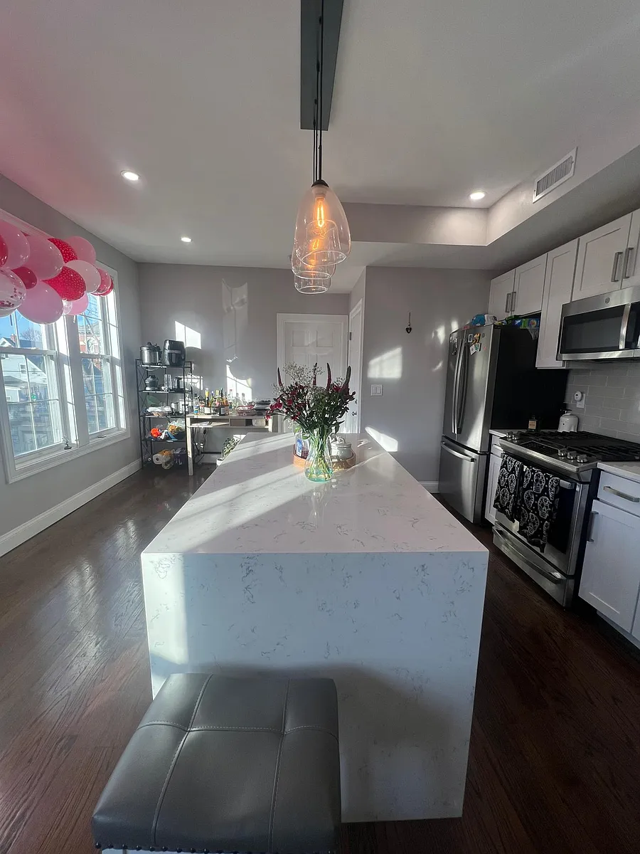 Building Photo - 20 Mount Vernon St #3