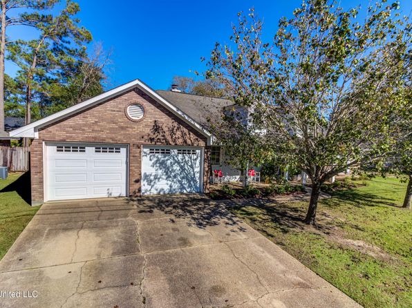 11516 Wedgewood Ln, Ocean Springs, MS 39564