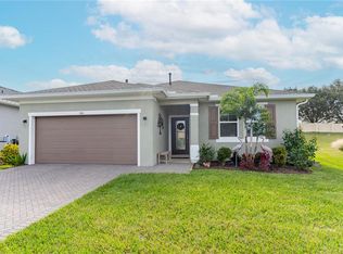 98 Silver Maple Rd, Groveland, FL 34736