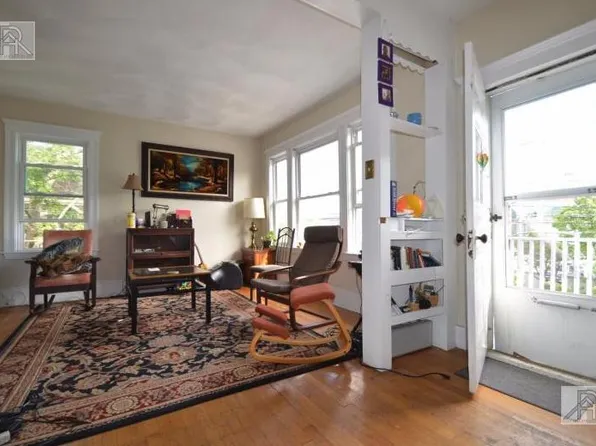 215-217 Boston Ave #2, Medford, MA 02155